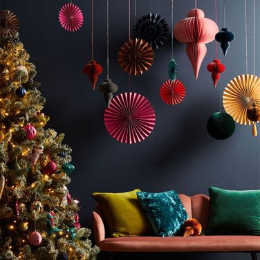 Lighting Trends and Festive Décor
