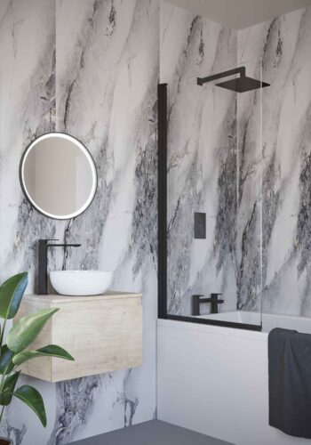 Flair-Showers---Verve-PRO-8-bathscreen-in-Matte-Black-low